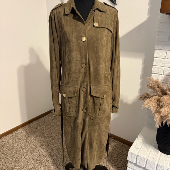 Women's Suede Trench Coat - Brown - Picture 10 of 12